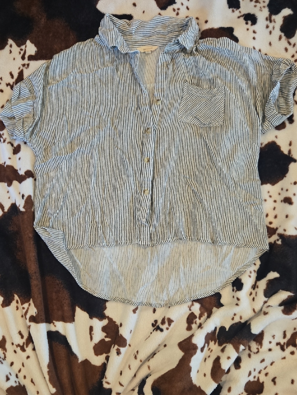 Sim & Sam Striped Button-Up Top in Black & White